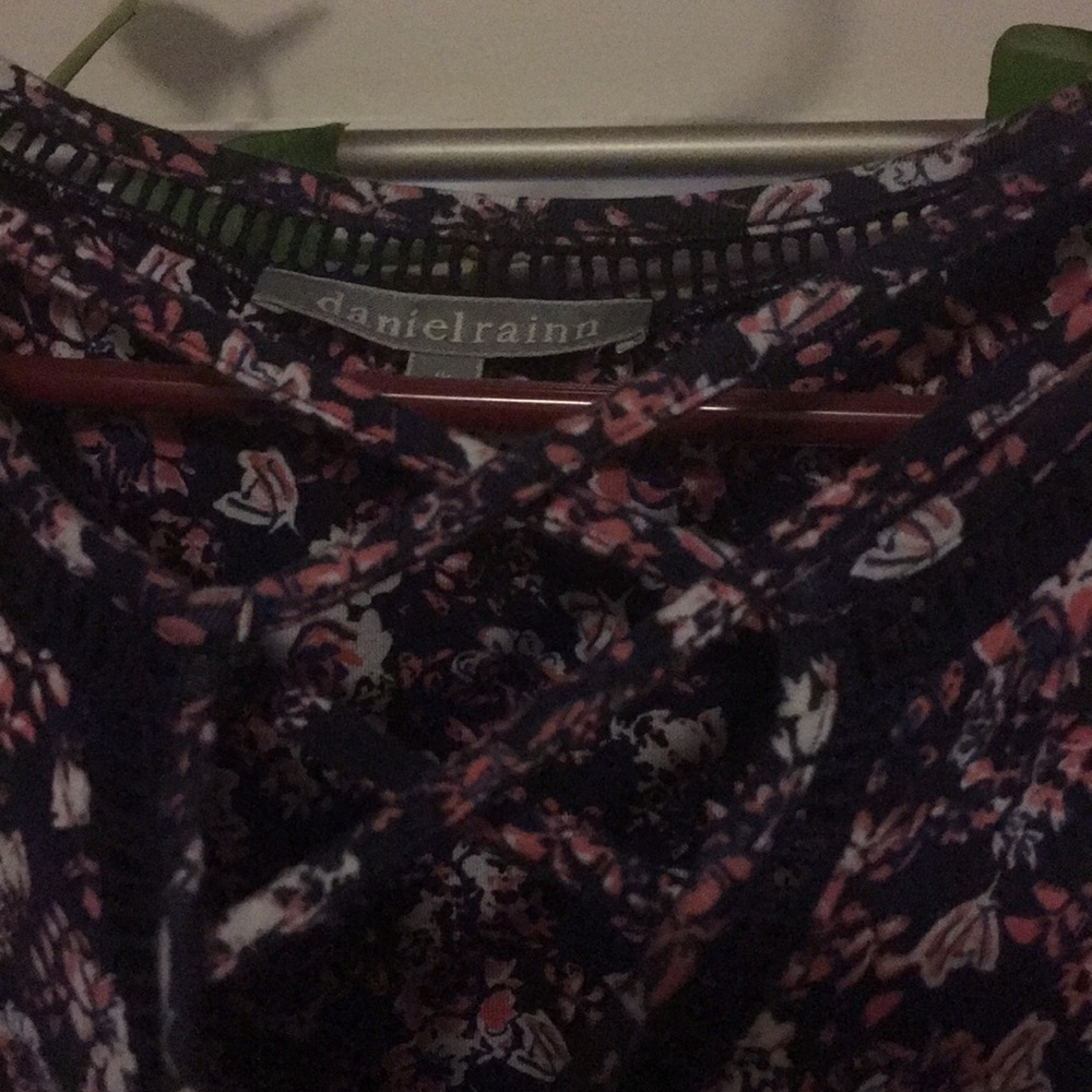 Tunic - Picture 2 of 3